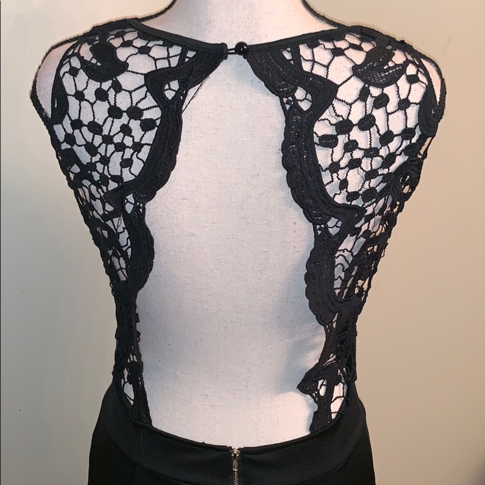 Black Stretch Lace Front Lined Backless Romper - Picture 7 of 8